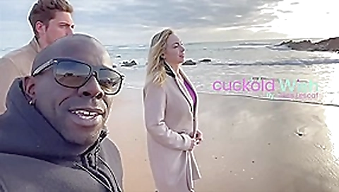 48h in cuckold couple intimacy Elysa calvi episode1