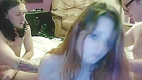hotsex69xestoh bisexual threeway (chaturbate)